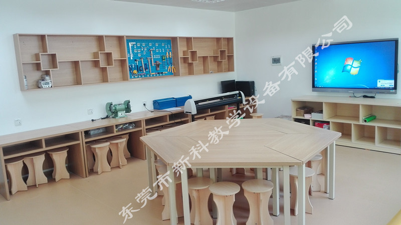 <a href='http://www.whcydz.cn' target='1' style='font-size:14px; font-weight:bold; color:#0080ff;'>創(chuàng)客實(shí)驗(yàn)室</a>